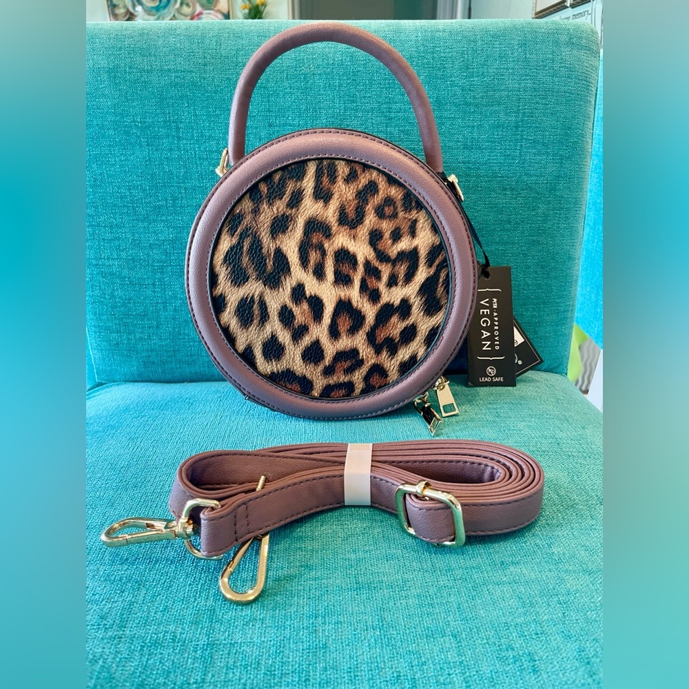 New La Terre Fashion leopard print crossbody bag